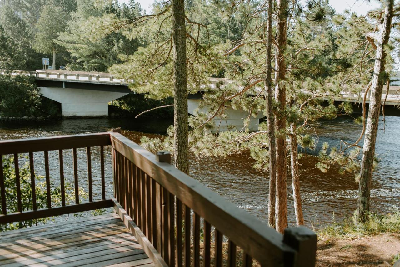 Silver Rapids Lodge & Campground Ely Bagian luar foto