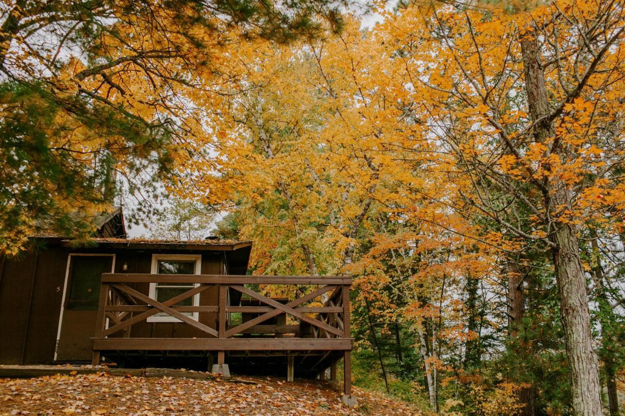 Silver Rapids Lodge & Campground Ely Bagian luar foto